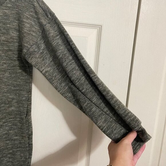 Altar'd State Womens Space Dye Green Asymmetrical Off Shoulder Sweatshirt Small - Picture 4 of 6